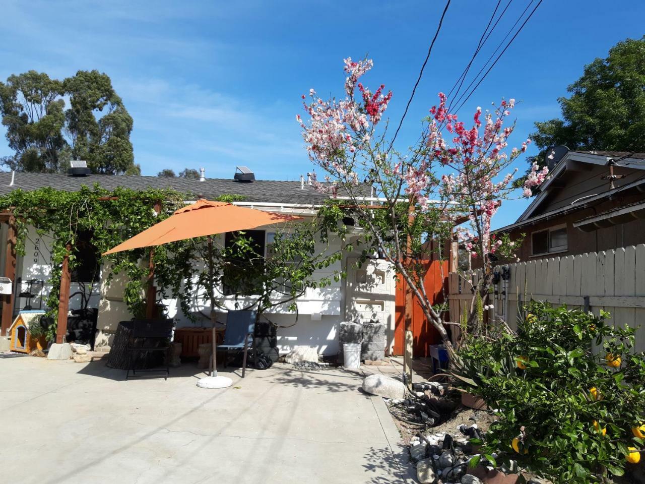 Oc House Bed and Breakfast Santa Ana Buitenkant foto